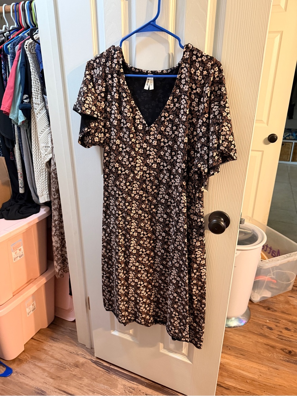 Pact Black Floral V-Neck Short Sleeve Midi Dress